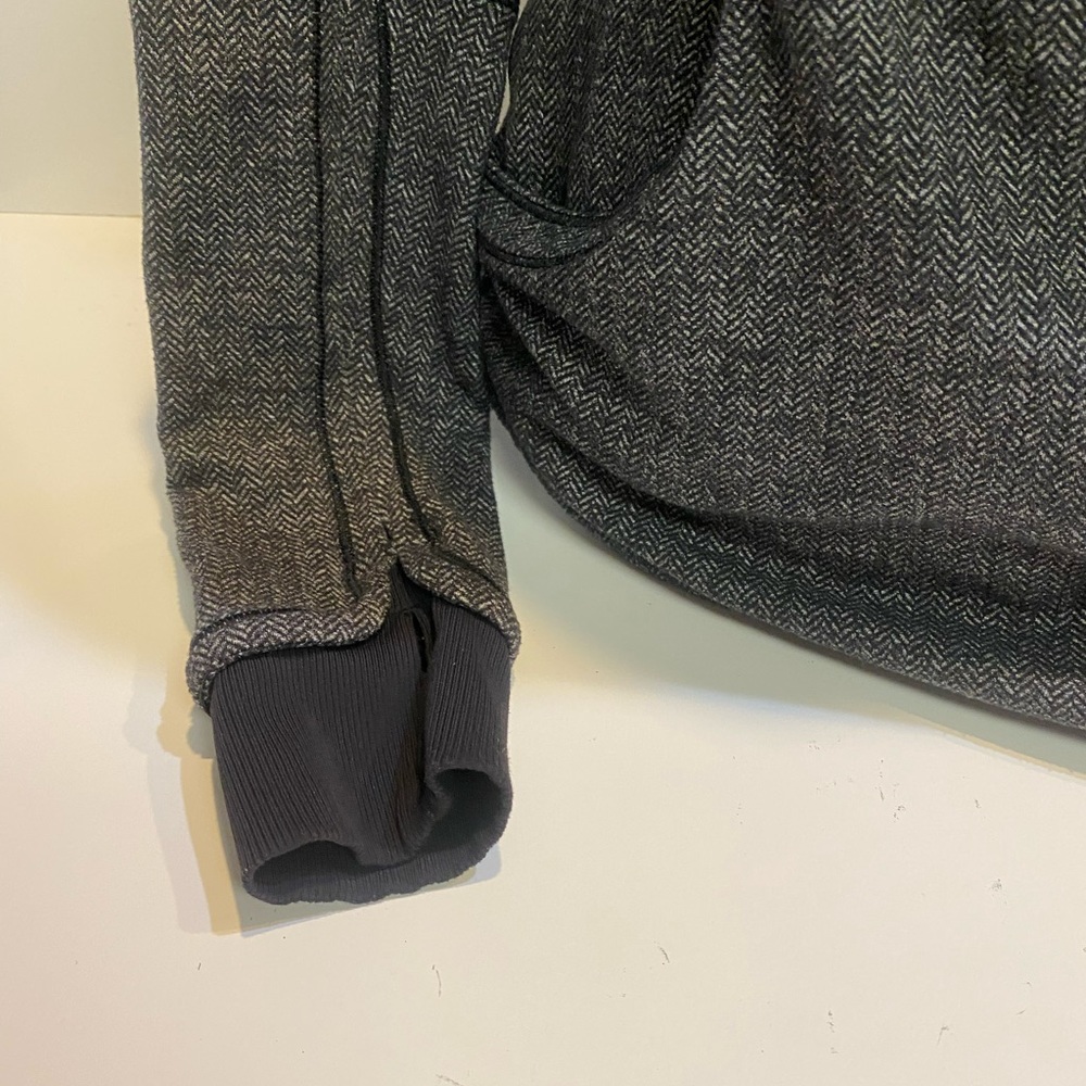 Lululemon zip up jacket - Picture 3 of 8